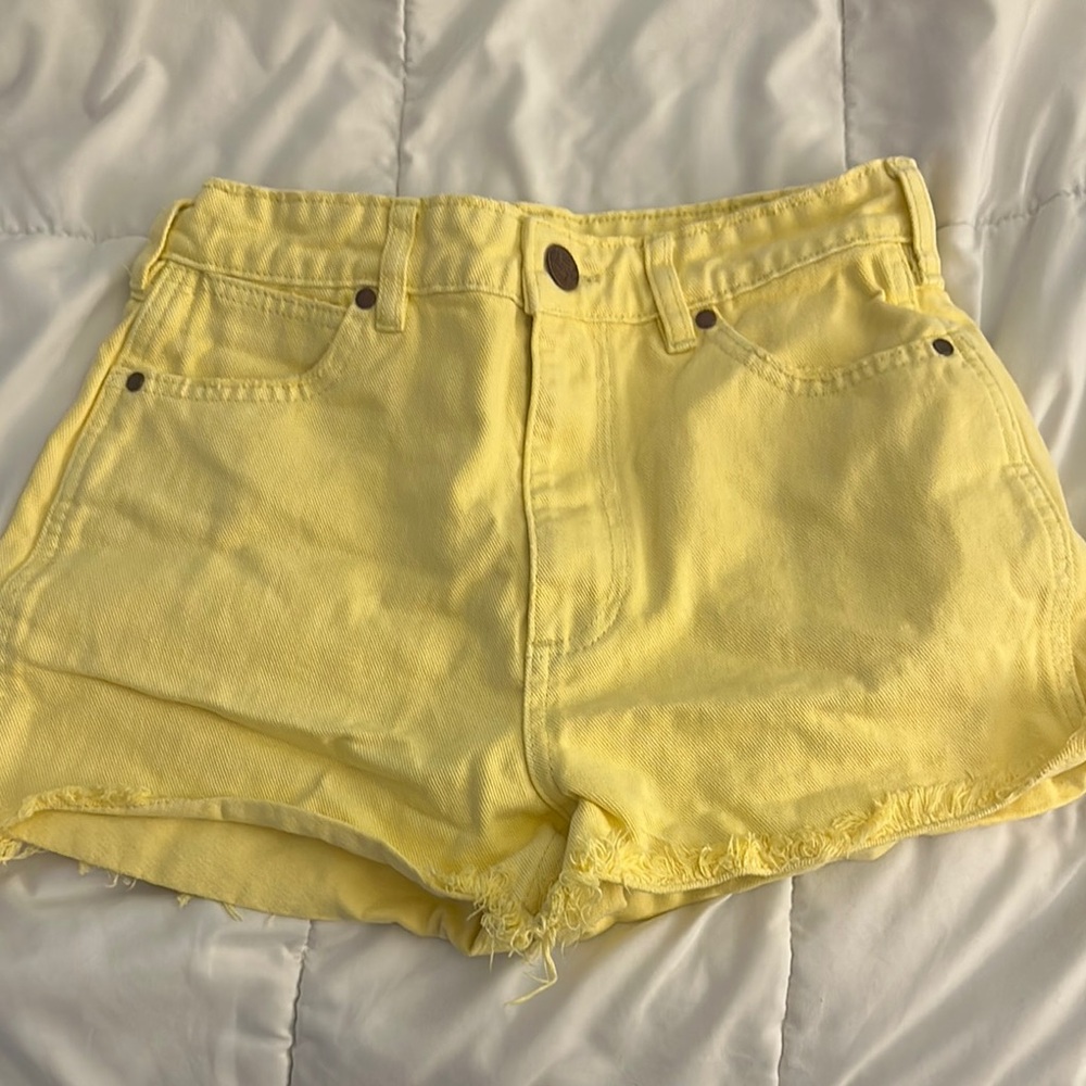 Wrangler Sunny Yellow Women's Jean Shorts